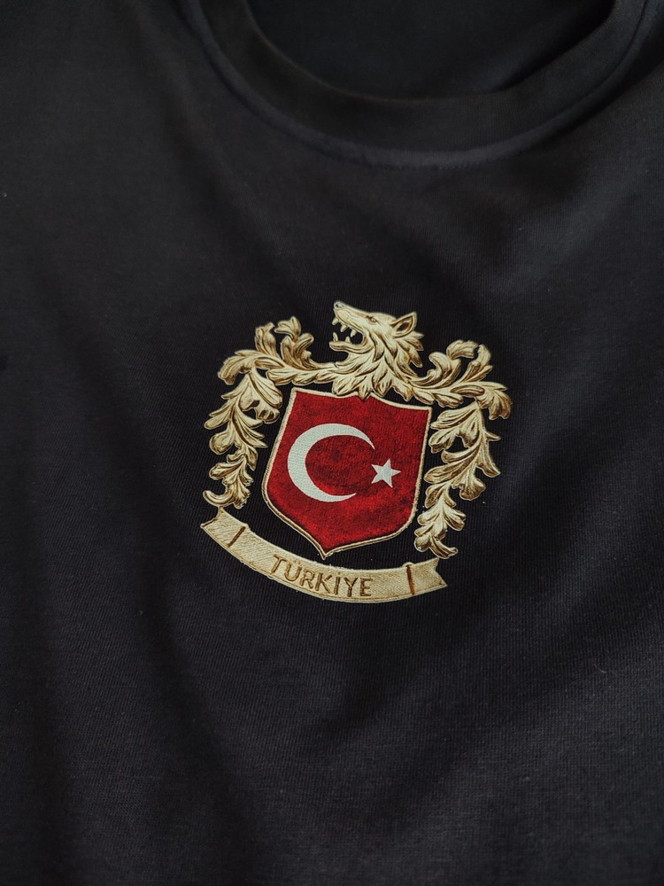 ÖZEL ARMALI TİŞÖRT