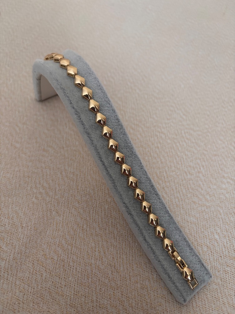 Sade gold bileklik