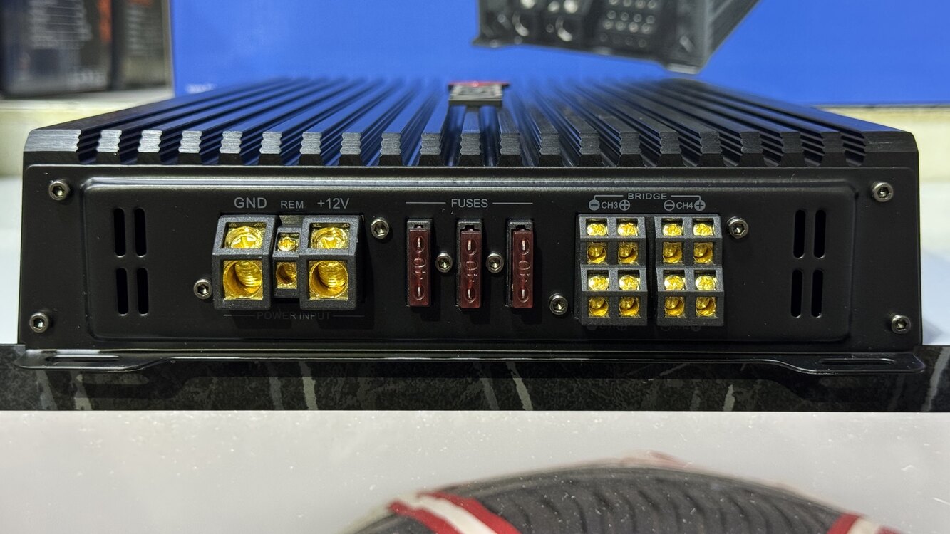 EDİSON ED-4200 AB CLASS OTO AMPLIFIKATOR
