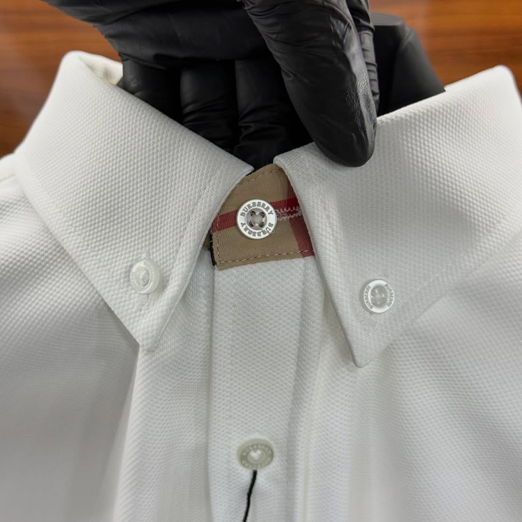 Burberry Kırışmaz Gömlek Beyaz