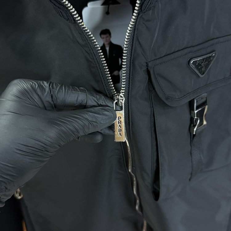 Prada İthal Çelik Örme Mont Siyah