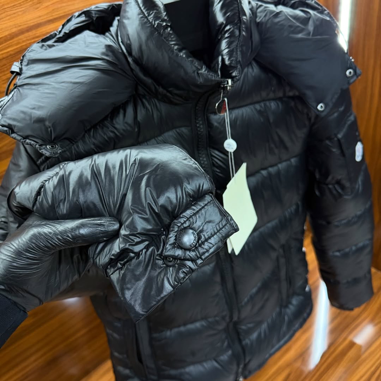 Moncler Maya Mat Şişme Mont (NFC)
