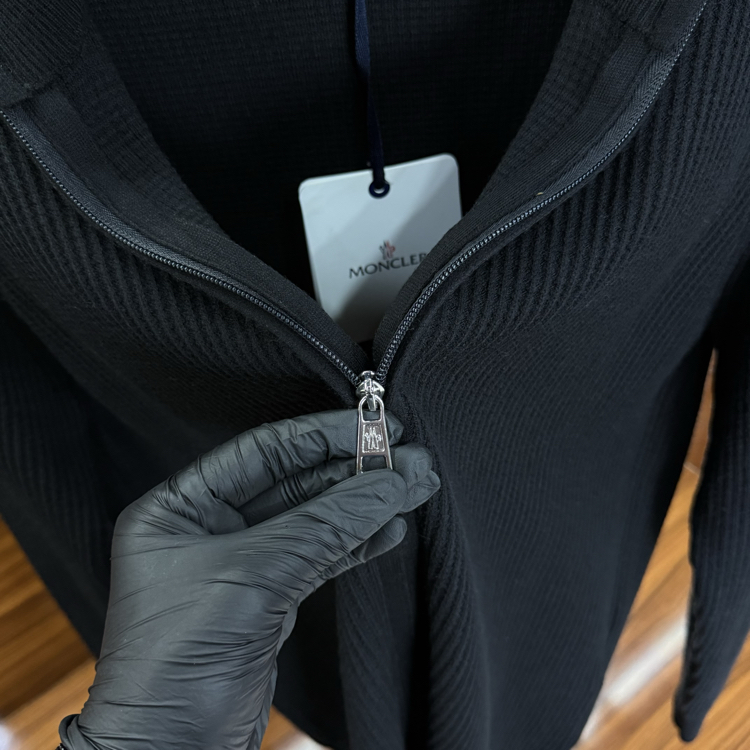 Moncler Siyah Hırka