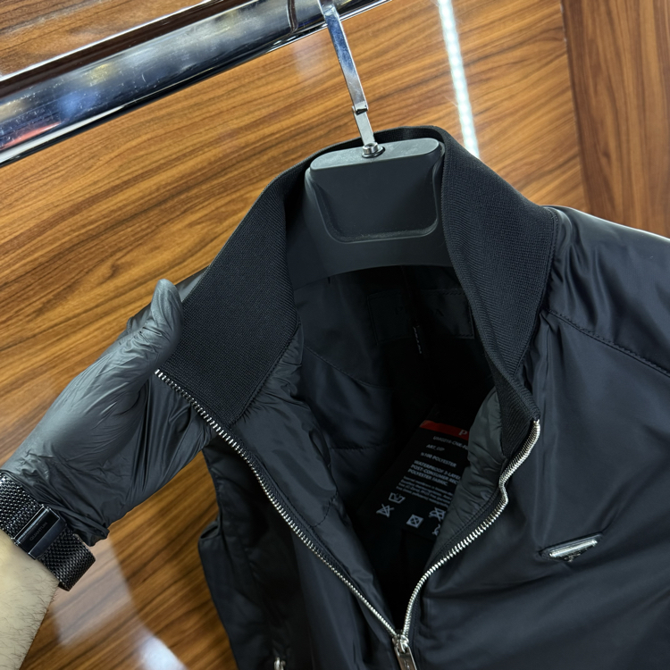 Prada İthal Yelek Siyah