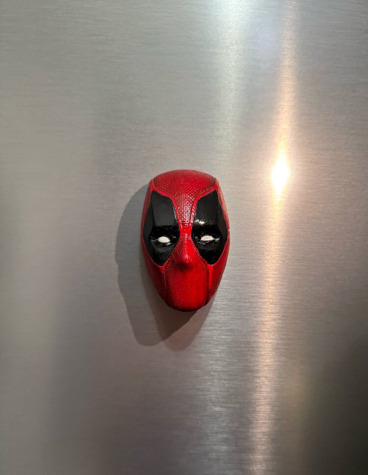 Deadpool magnet