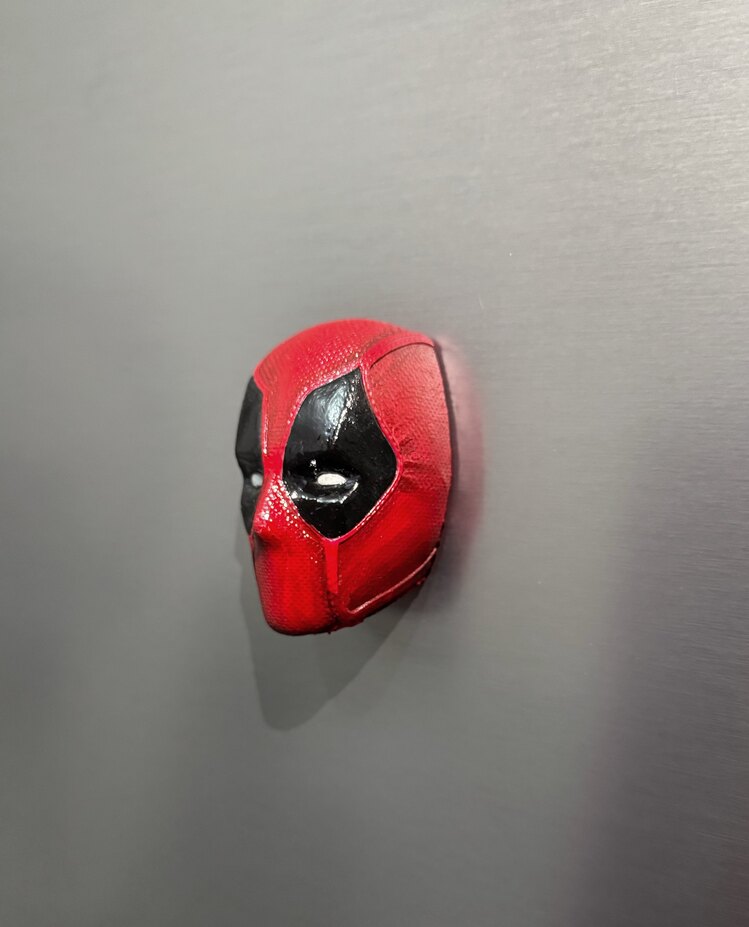 Deadpool magnet