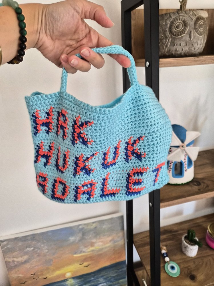 Hak Hukuk Adalet Mini Örgü Çanta