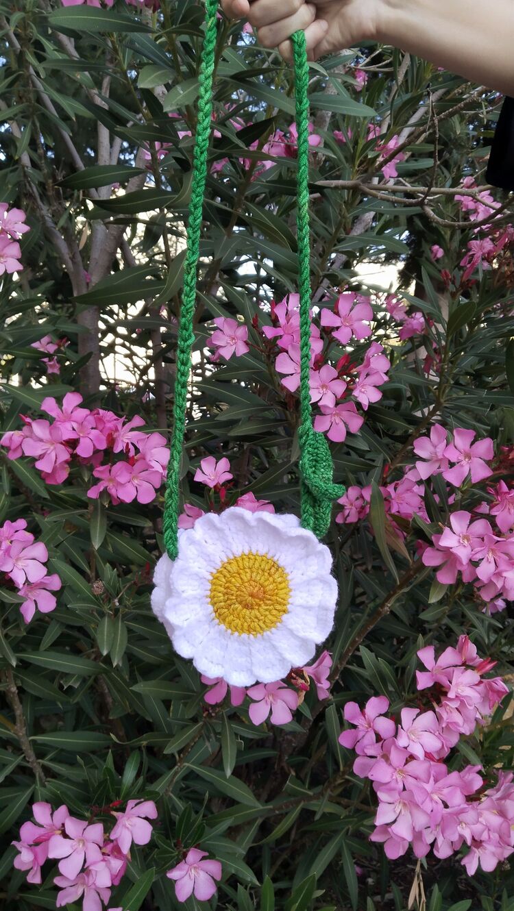 Papatya minik çanta + 1 tane papatya toka