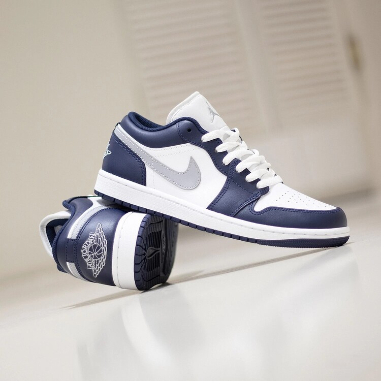 Nike Air Jordan 1 Low Wolf Grey Midnight Navy