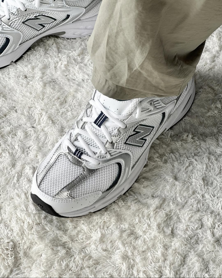 New Balance 530 White Silver Navy