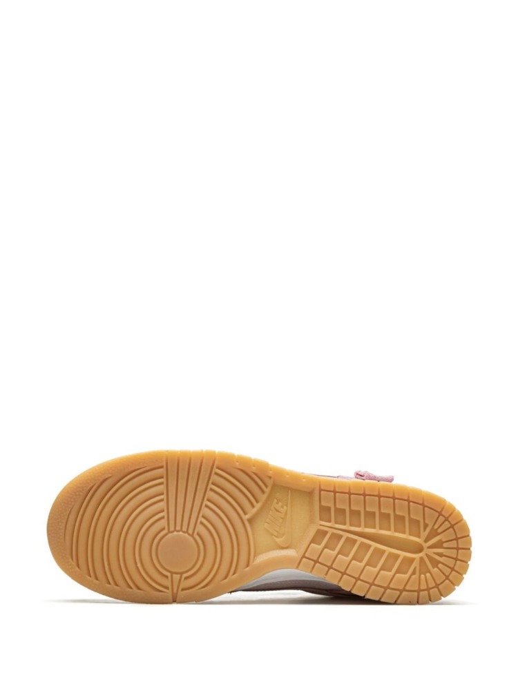 Nike Dunk Low Teddy Bear
