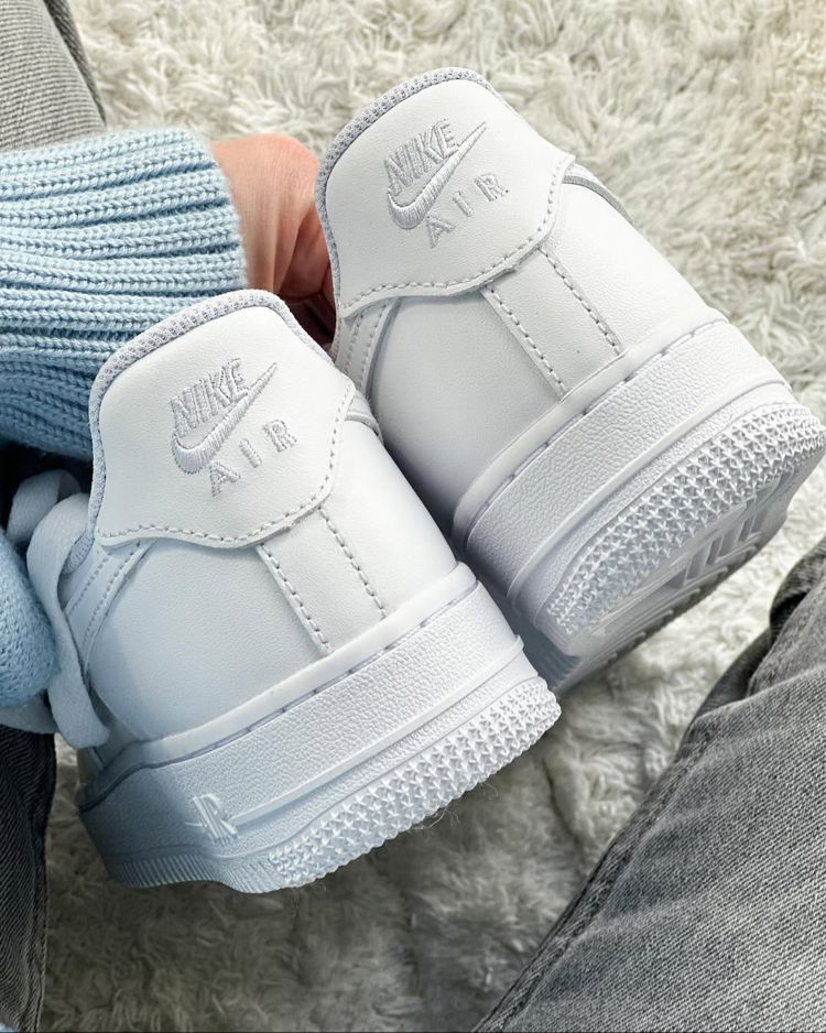 Nike Air Force 1 Low Classic Triple White