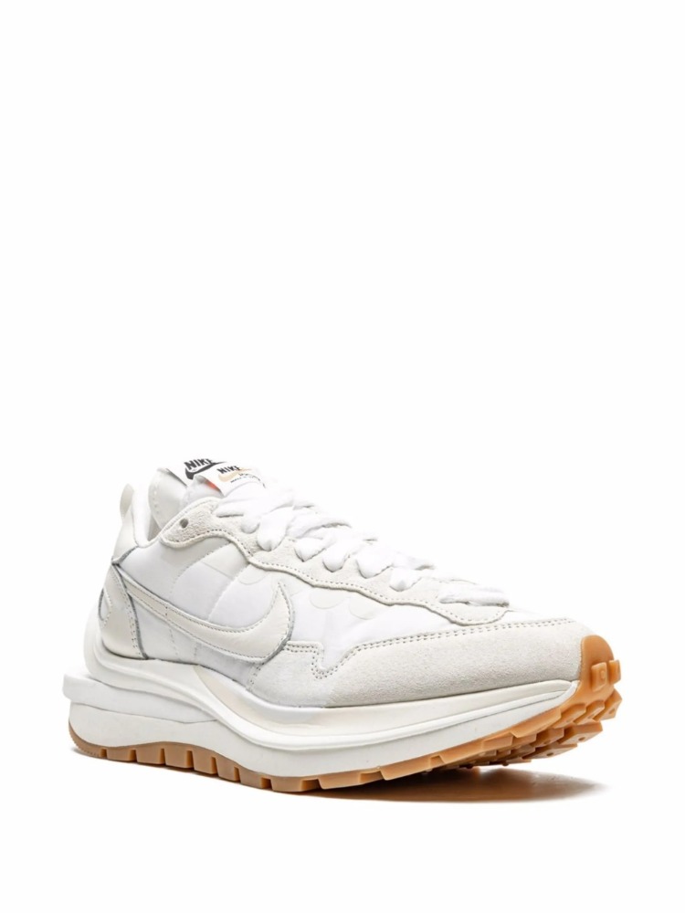 Nike Vaporwaffle sacai Sail Gum