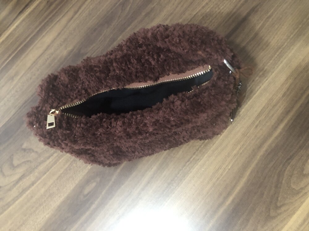 Minik peluş çanta