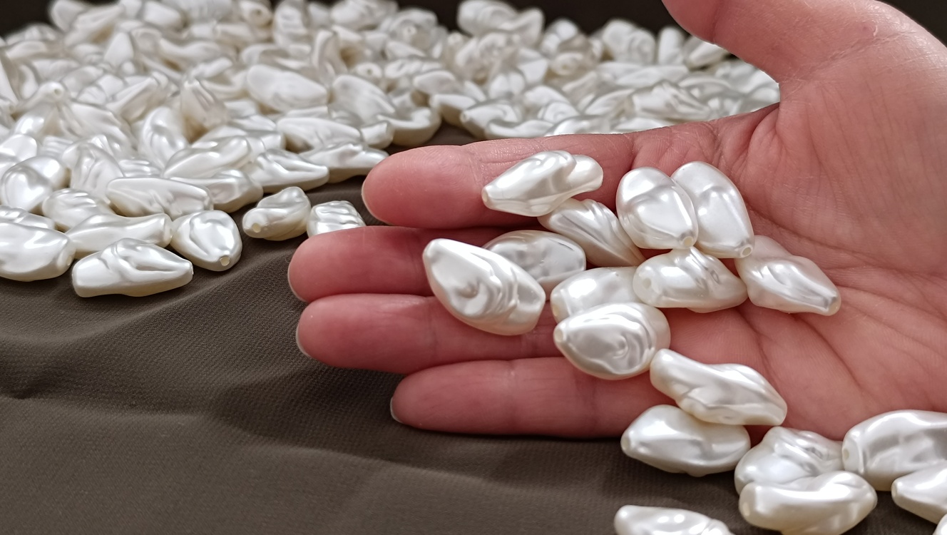 Şekilsiz Lüx Plastik İnci 