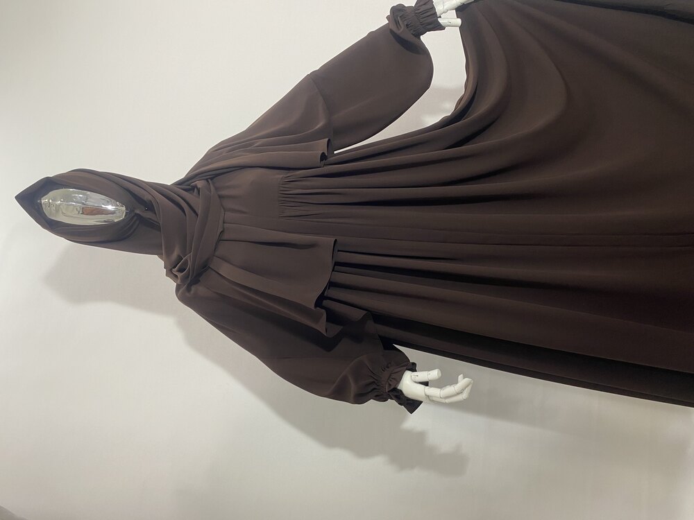 Aişe model ferace