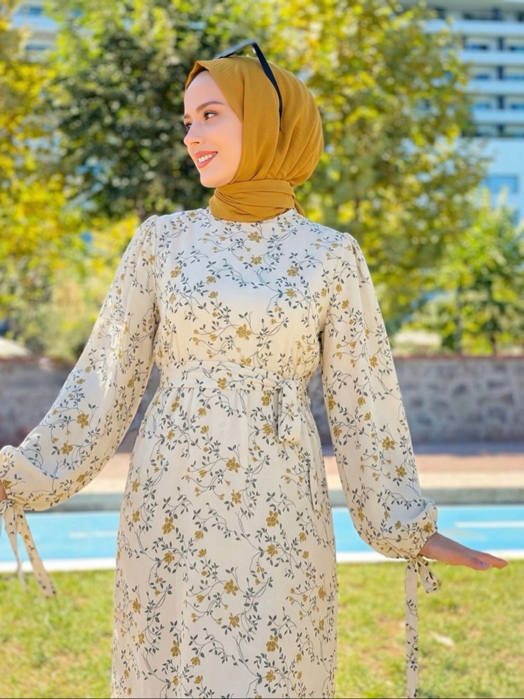 Larin Dress