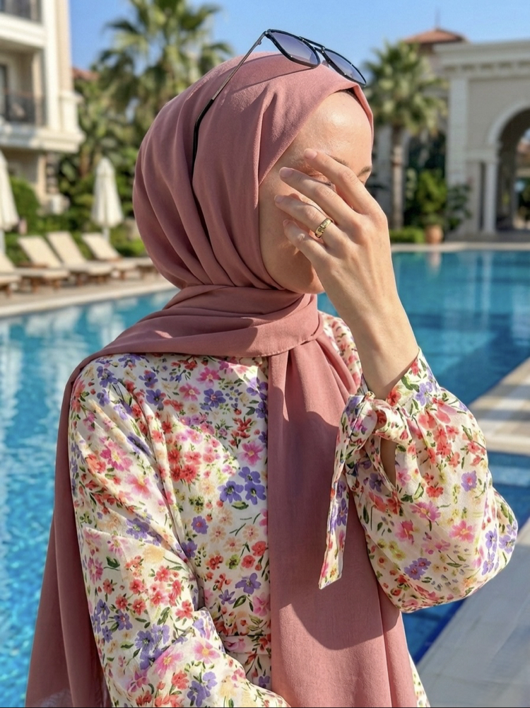 Lora Dress 