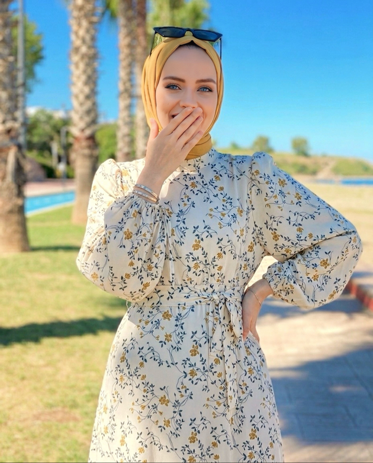 Larin Dress