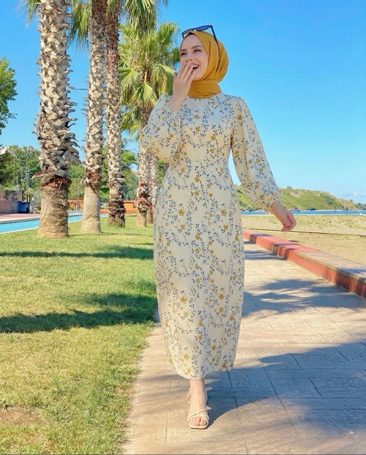 Larin Dress