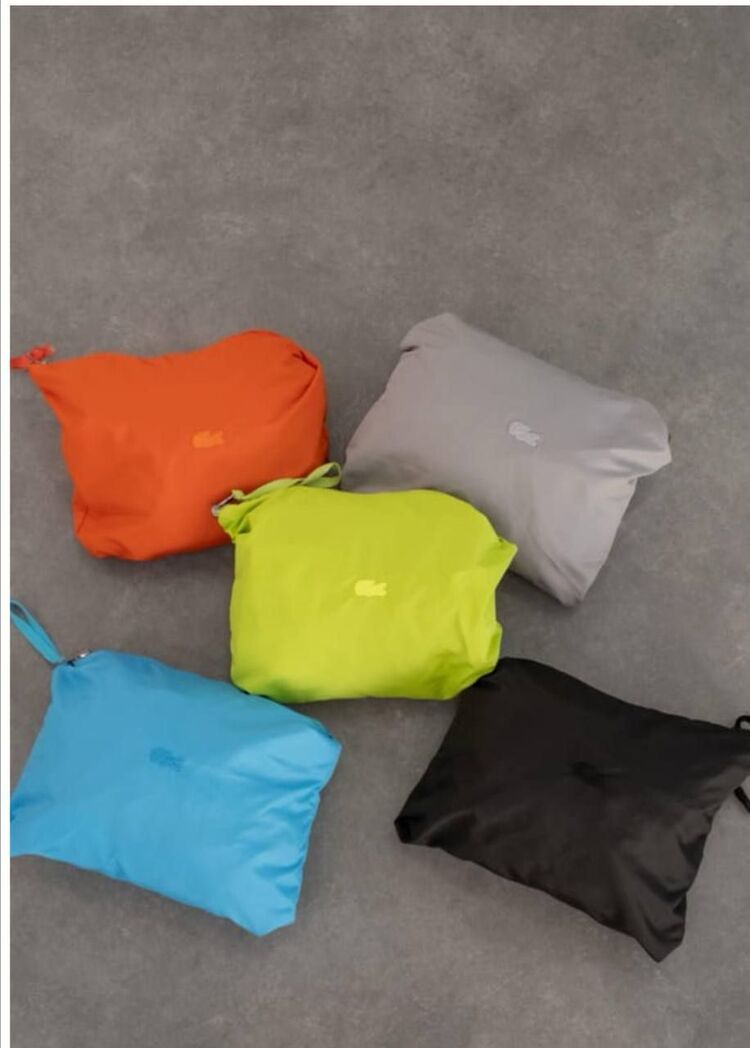Lacoste rüzgarlı ve yağmurluk