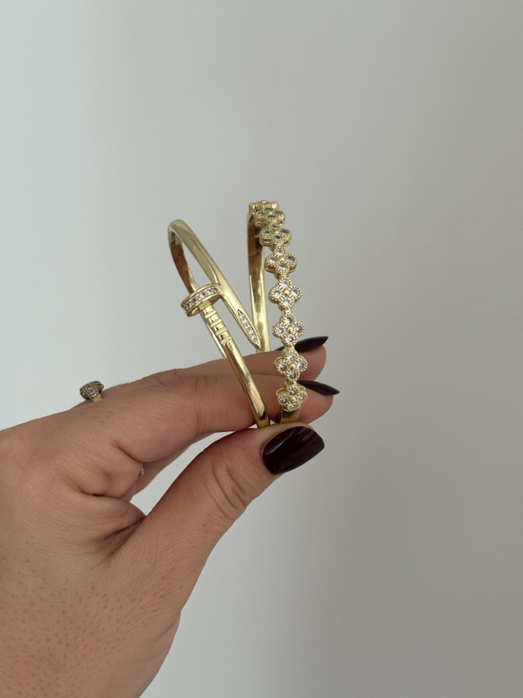 Altın kaplama marka model yonca kelepçe(57 mm)