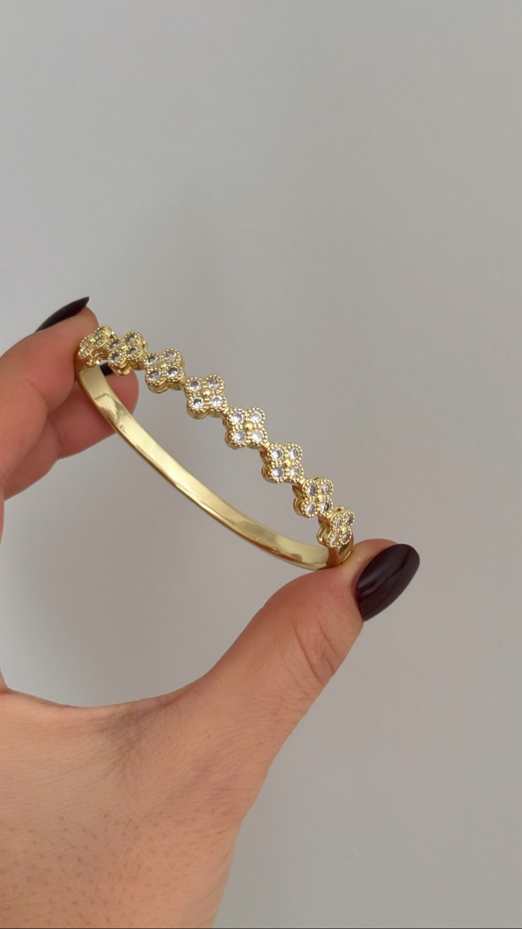 Altın kaplama marka model yonca kelepçe(57 mm)