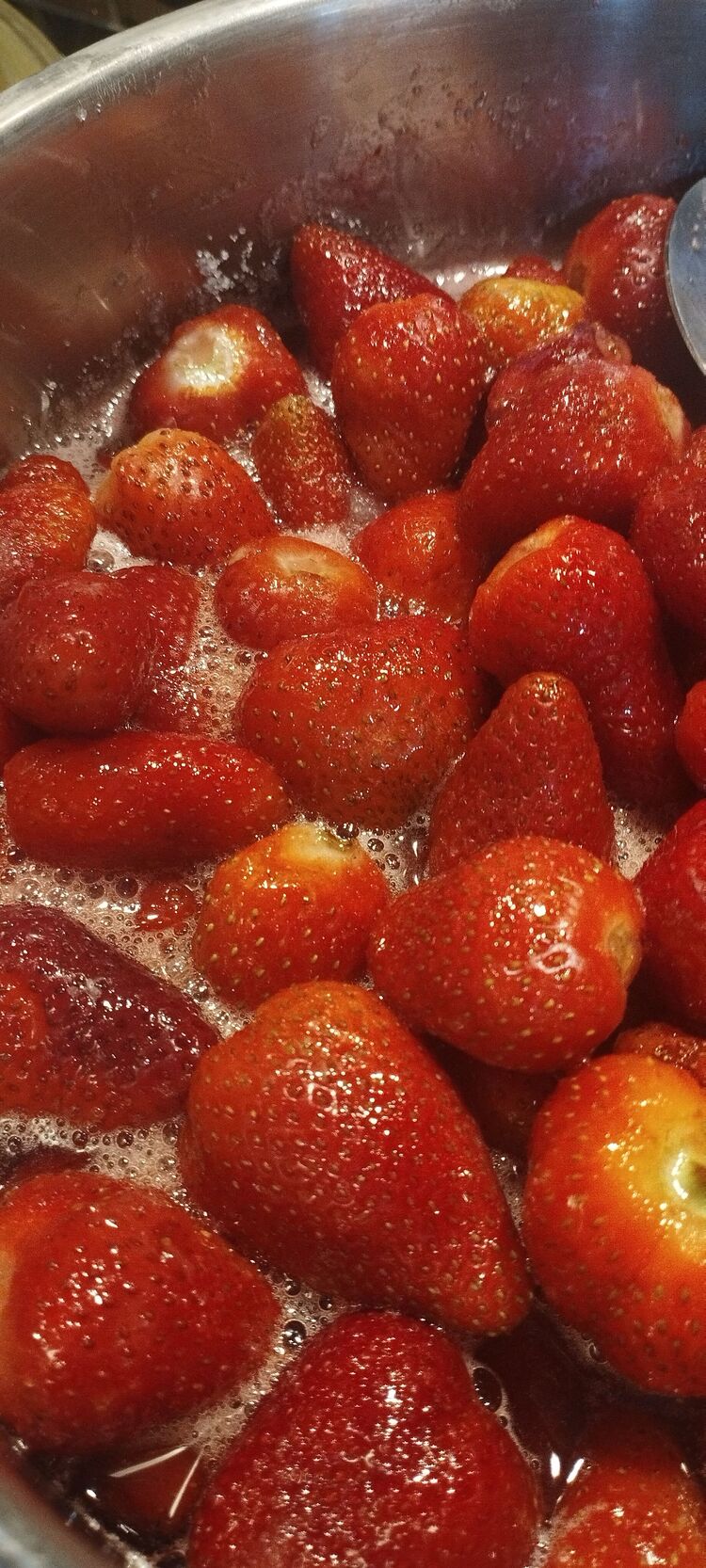 Çilek reçeli 1 kg