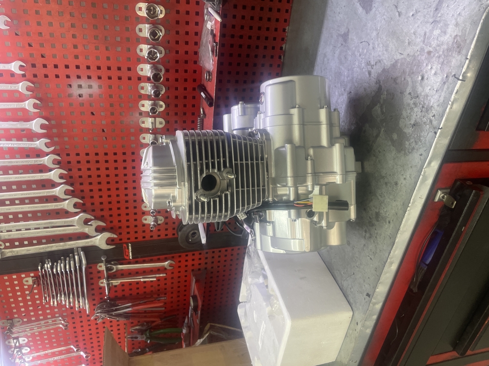 Sıfır 200 cc motor