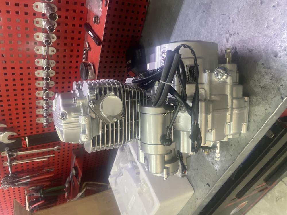 Sıfır 200 cc motor