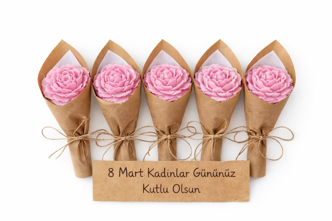 Kadınlar günü mum buket Floria
