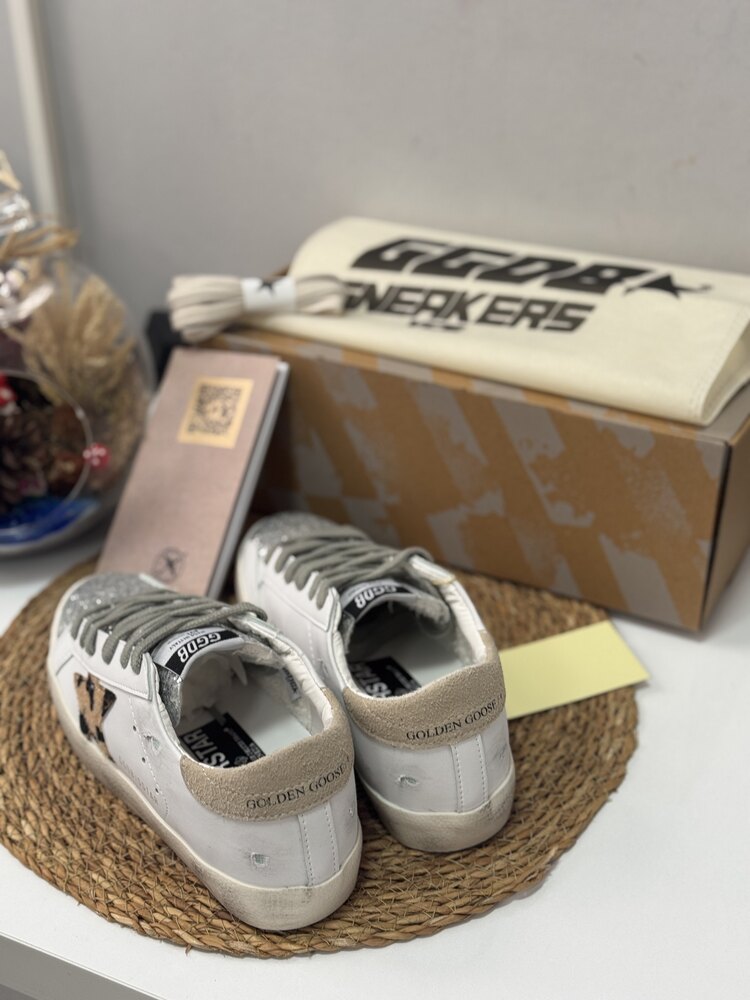 Golden Goose