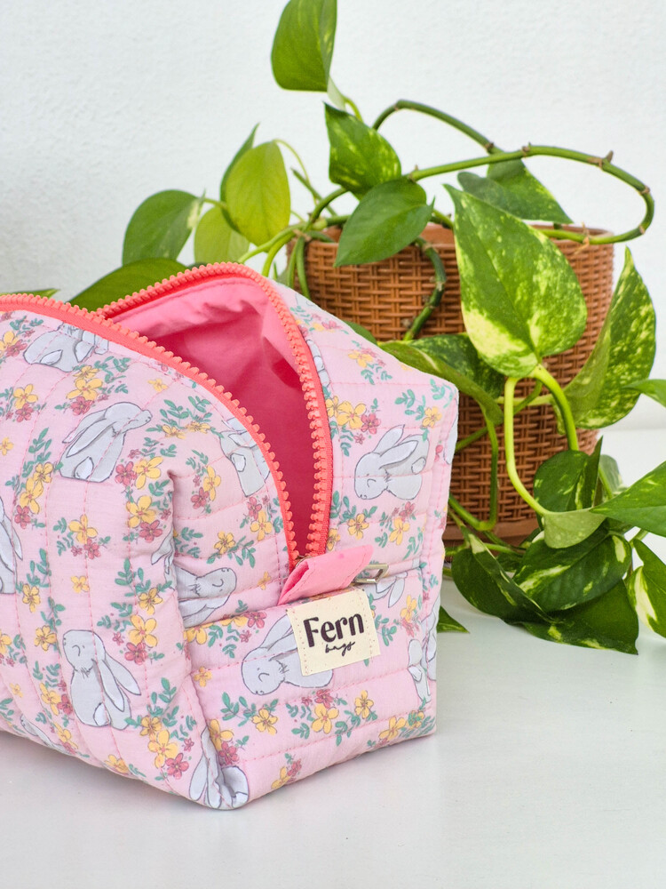 Bakım Çantası Orta Boy Pembe Tavşanlar
