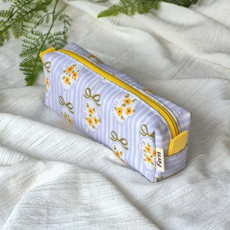 Kalem Kutusu Mavi Çıtır Çiçek