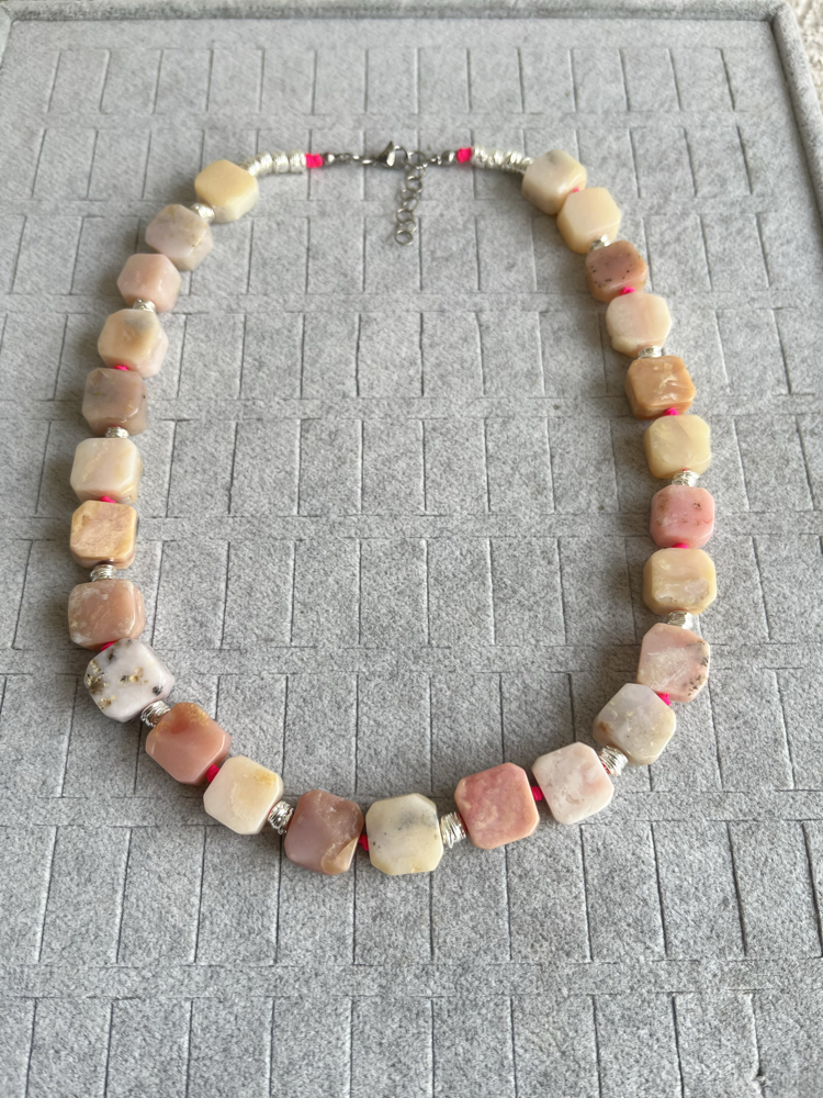 Pembe opal