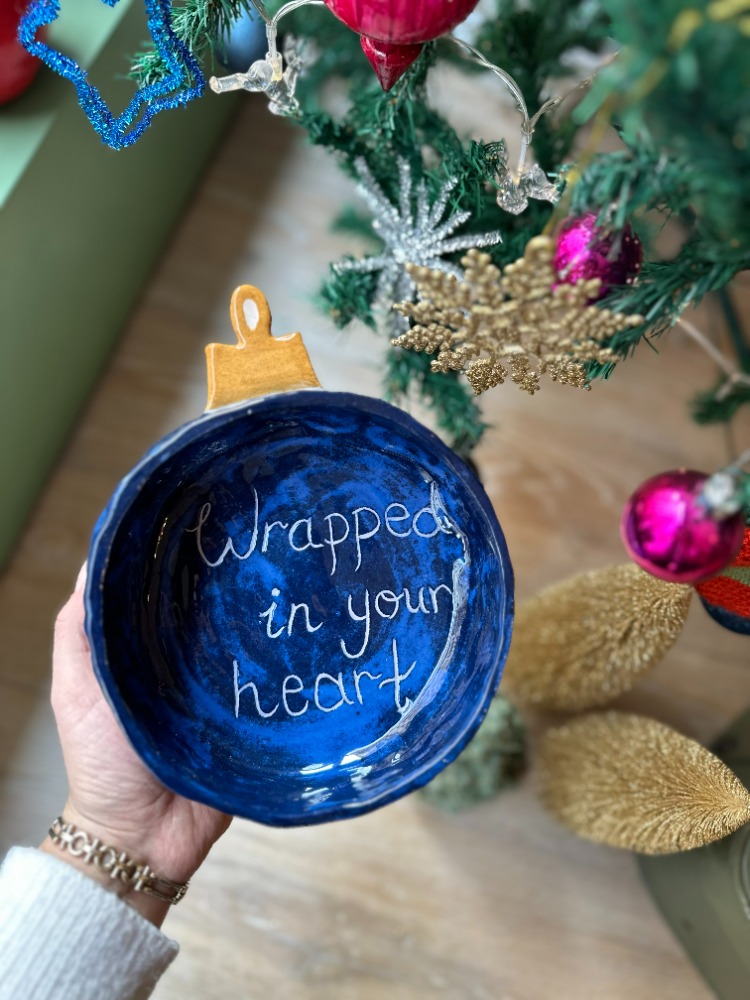 Yılbaşı Konseptli El Yapımı Kase | “Wrapped in Your Heart” | Atölye Gypsy