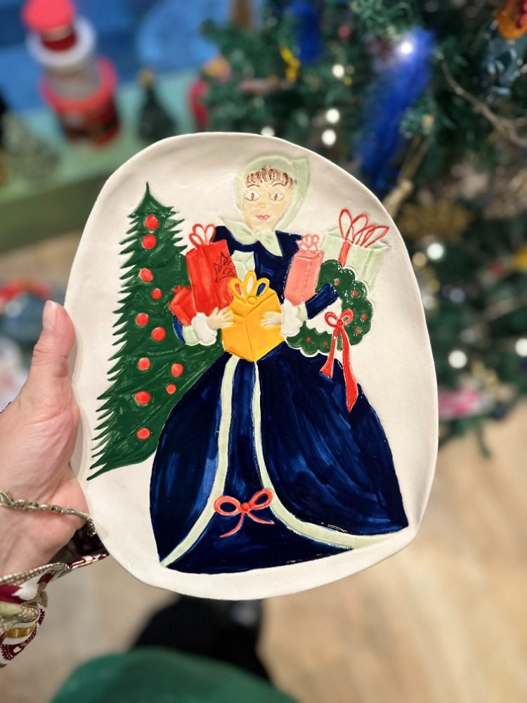 El Yapımı Seramik Yılbaşı Konseptli Tabak – “Gifts for Loved Ones” | Atölye Gypsy