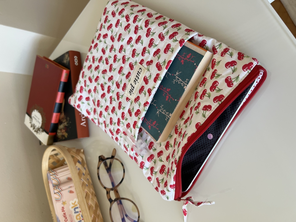 Kirazlı iPad Kılıfı
