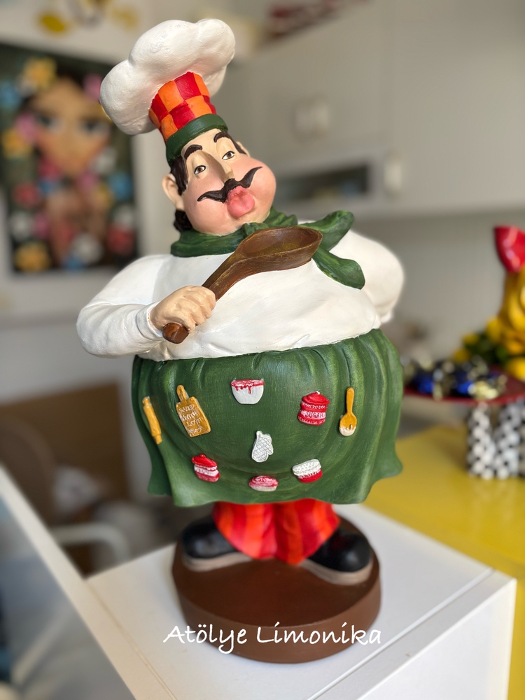 Aşçı heykeli biblosu