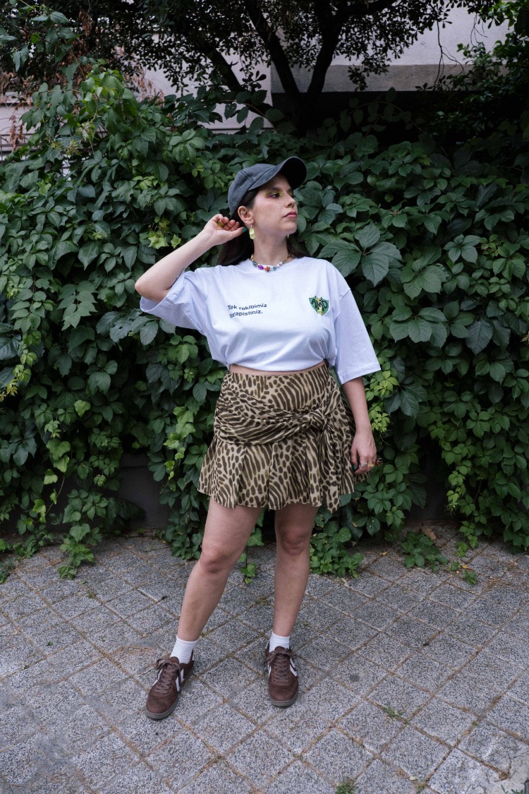 Tek Rakibimiz Terapistiniz Tişört