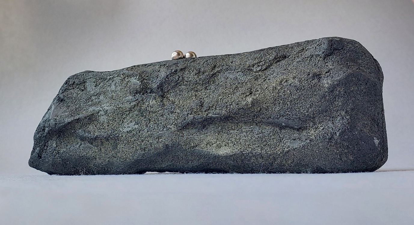 PURSE ( stone like)