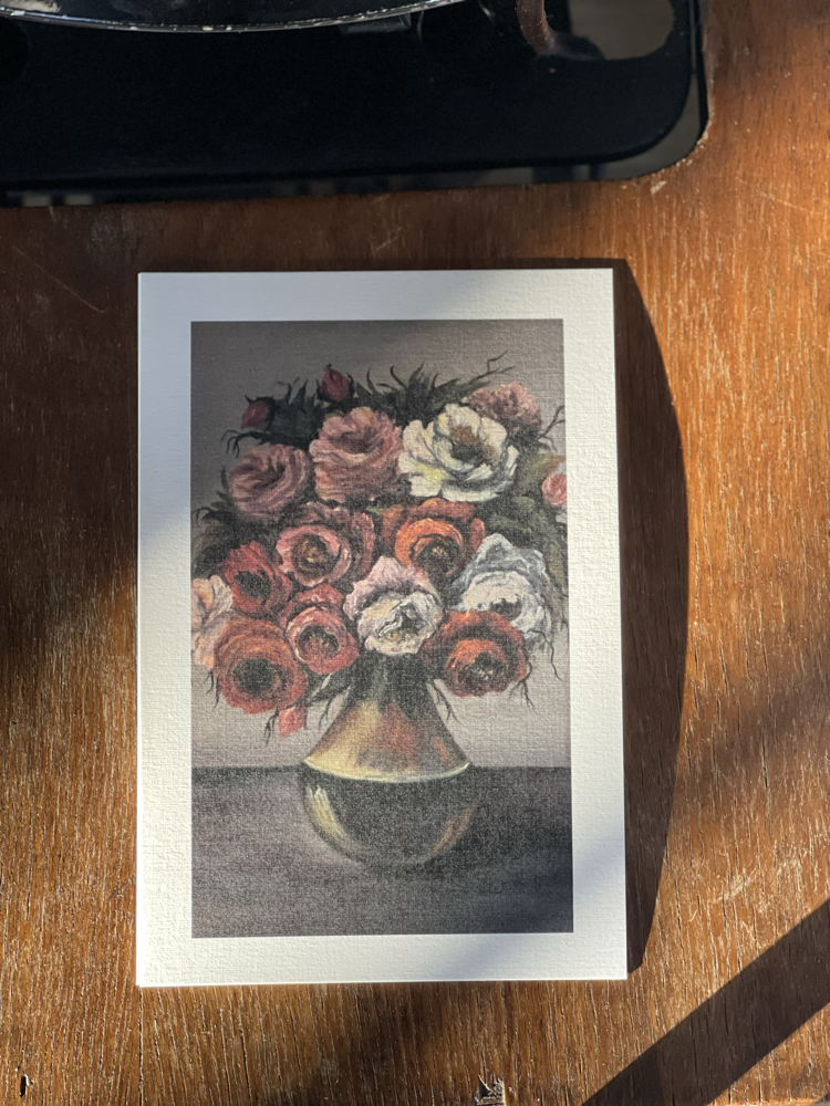 Kahverengi Vazoda Çiçekler Kartpostal