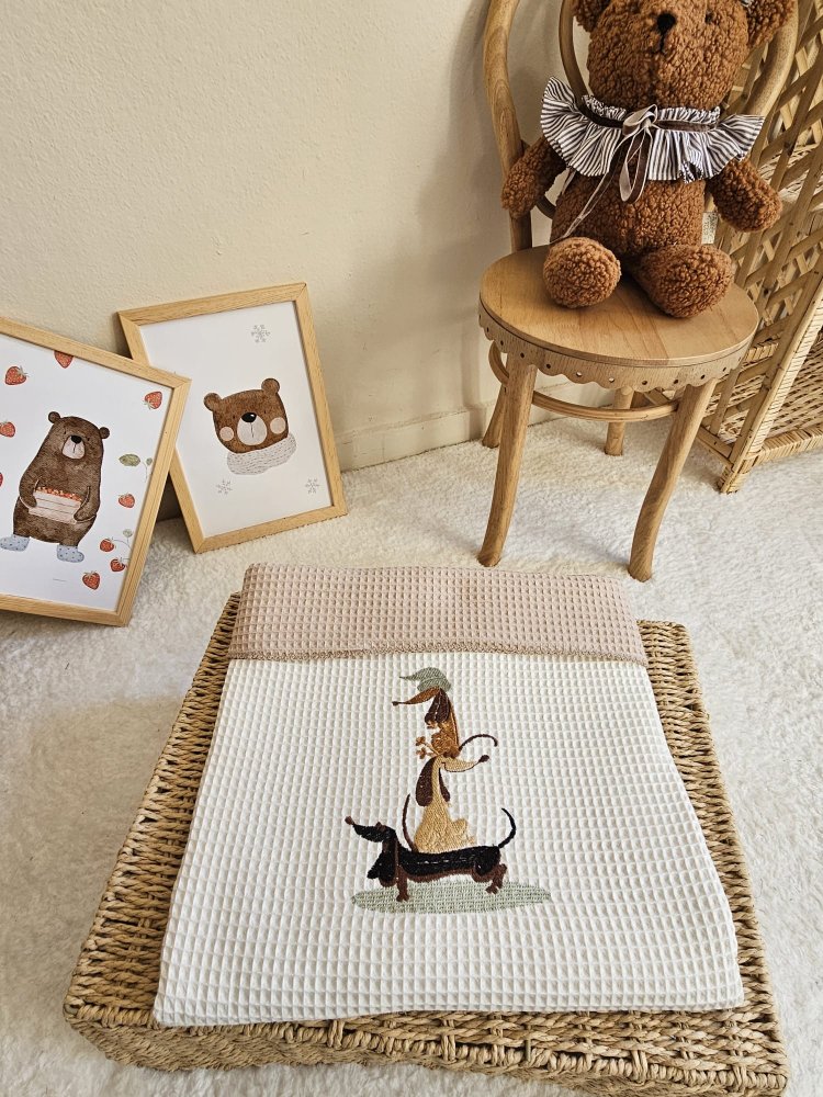 Little Friends Çift Renk Waffle Battaniye