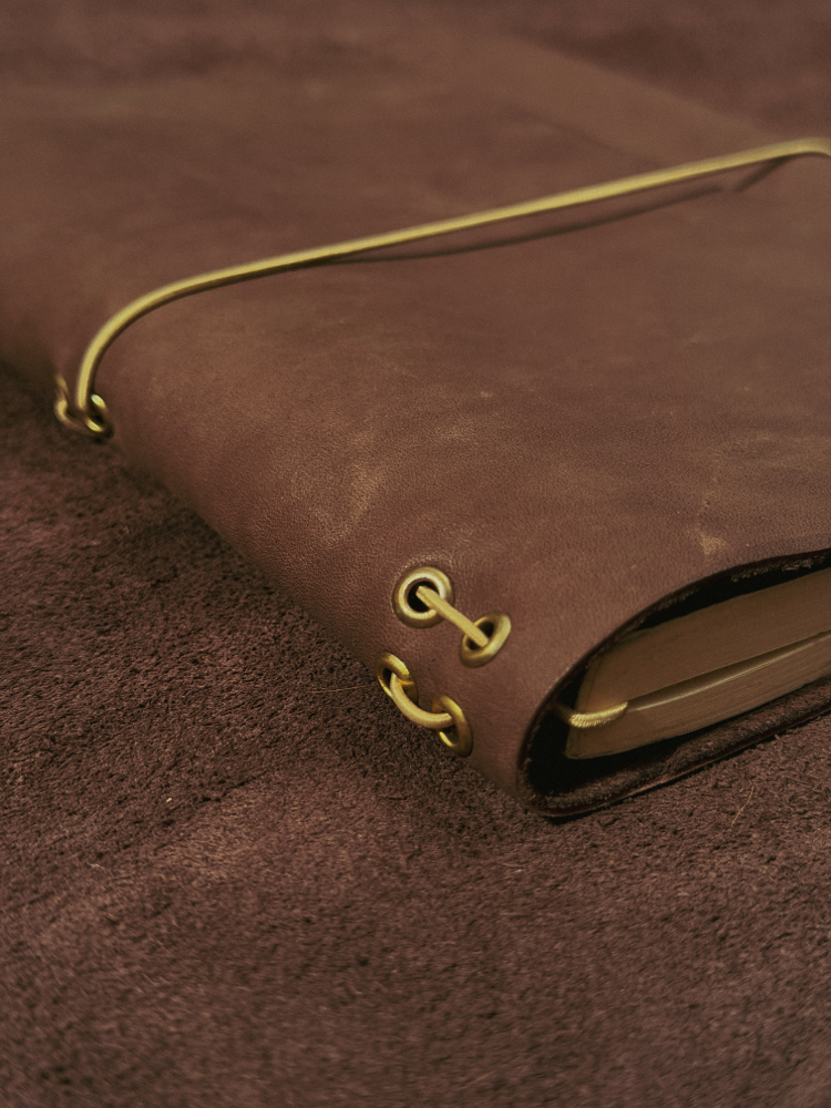 ATRA FOLIA 02 — CENERE | A5 Hakiki Deri Journal Kılıfı