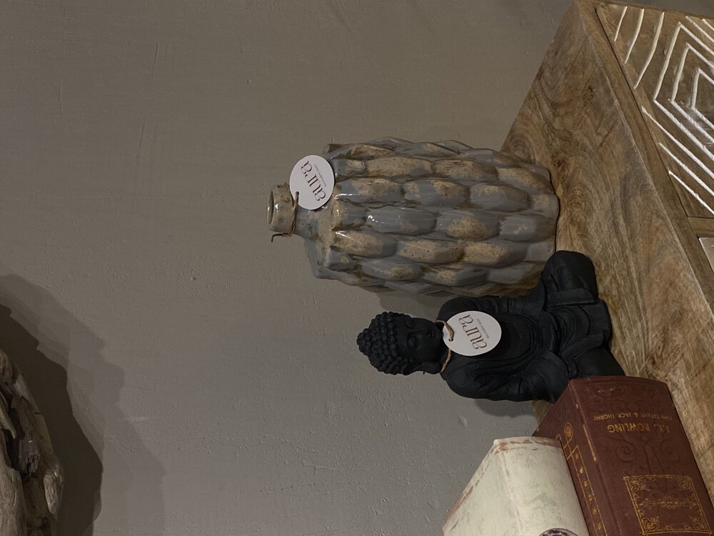 Buda biblo siyah