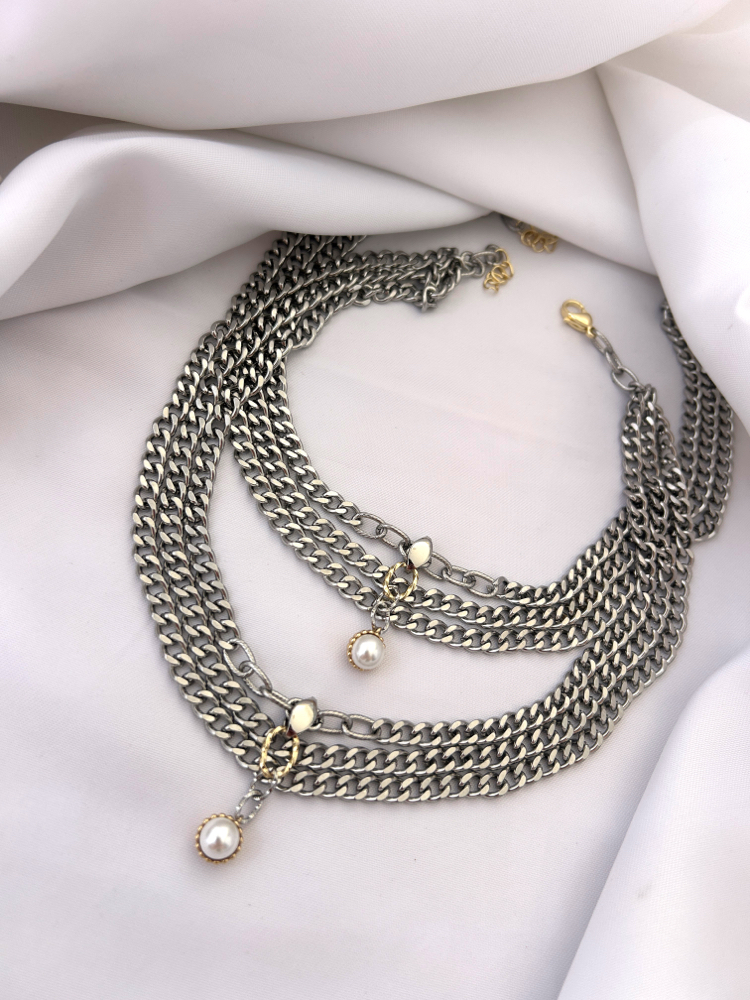 Nocta Pearl Necklace