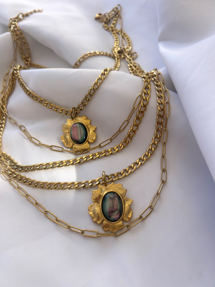 Celestia Flora Necklace