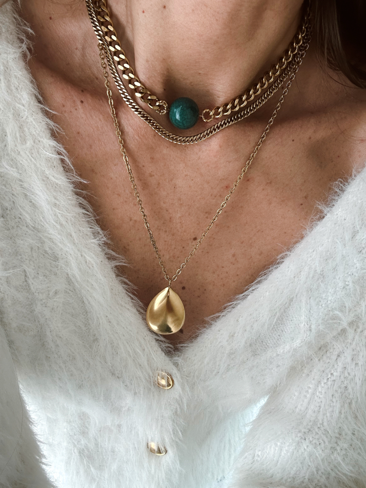 Soft power necklace