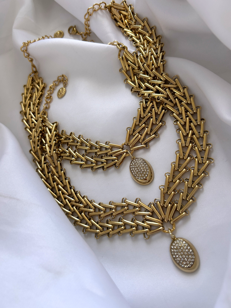 Aurezian choker