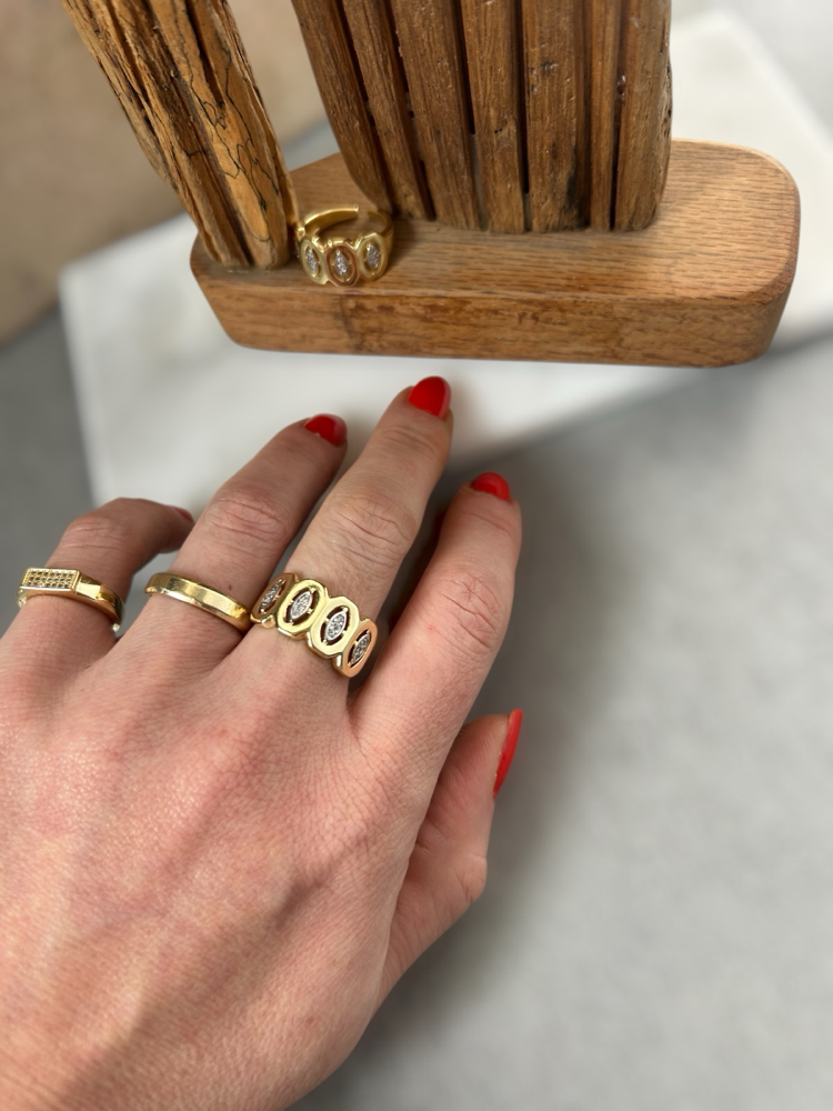 Limea ring